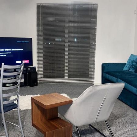 Luxury 1 Bed Apartment With Parking Manchester Esterno foto
