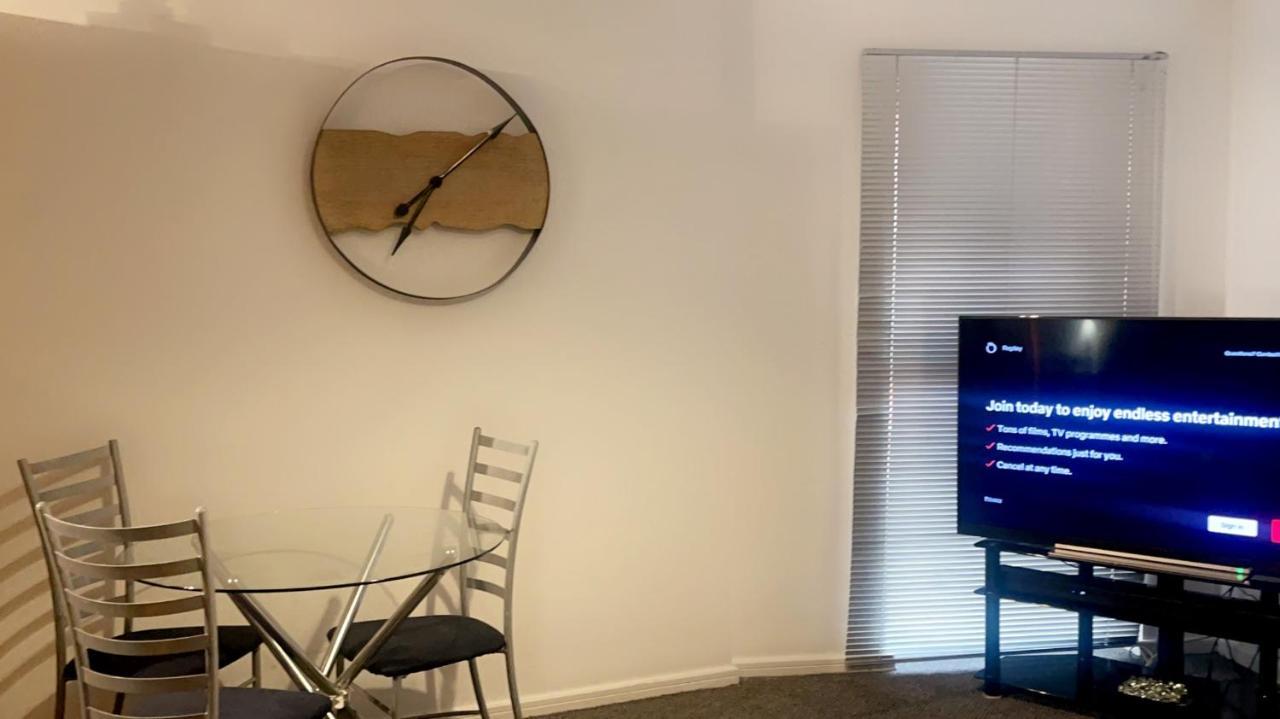 Luxury 1 Bed Apartment With Parking Manchester Esterno foto